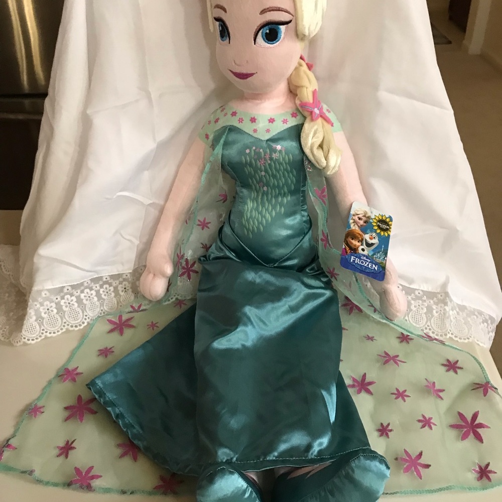 NEW Large Elsa Plush Pillow Buddy From Disney’s Frozen.